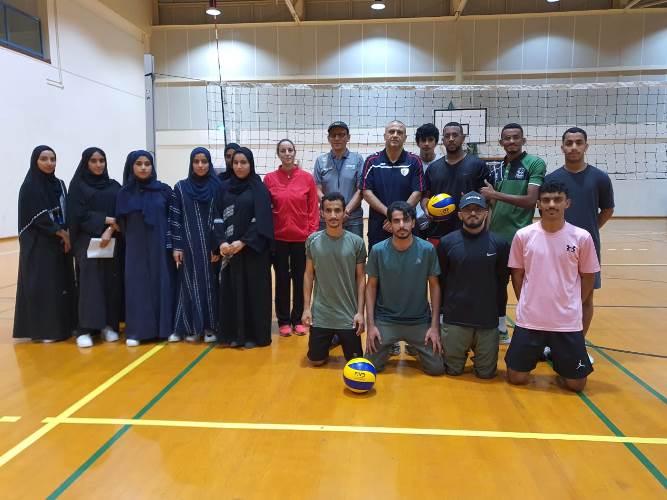 ورشة-1 ورشة بجامعة السلطان قابوس حول القواعد الدولية في كرة الطائرة