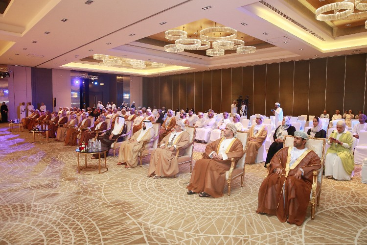 تكريم-الشباب سلطنة عمان تحتفل بيوم الشباب الخليجي وتكريم عدد من الشباب المجيدين