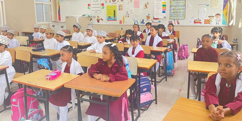 الدراسة مدارس محافظة ظفار تستقبل طلابها للعام الدراسي الجديد    