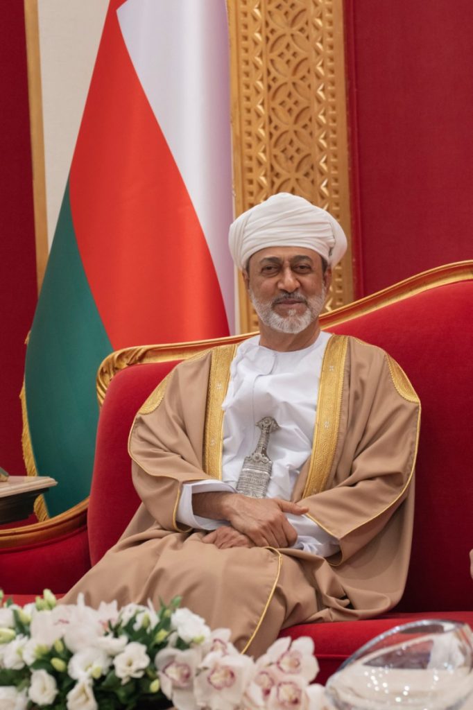 جلالة-المعظم-682x1024 سلطنة عمان تحتفل بعد غدا بالعيد الوطني الـ ￼￼￼￼52￼￼￼￼ المجيد