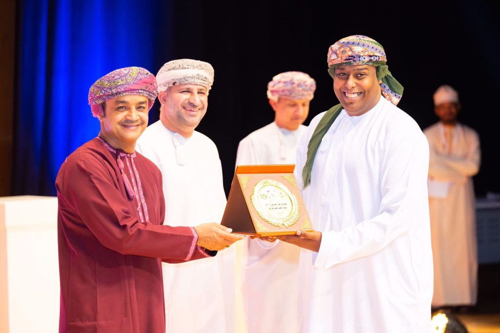 محمد-بيت-سعيد-1-1024x682 فرقة طاقة الاهلية المسرحية تحصد جائزة افضل عرض متكامل ( جائزة بلدية ظفار )  في ختام مهرجان ظفار المسرحي 2020