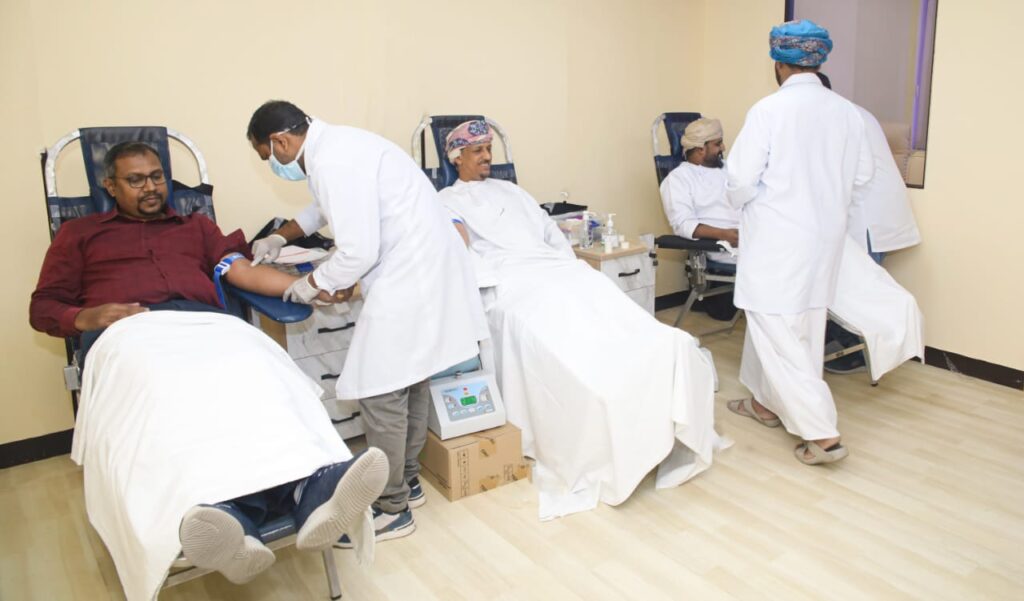 التبرع-بالدم-1-1024x601 حملة للتبرع بالدم لموظفي بلدية ظفار