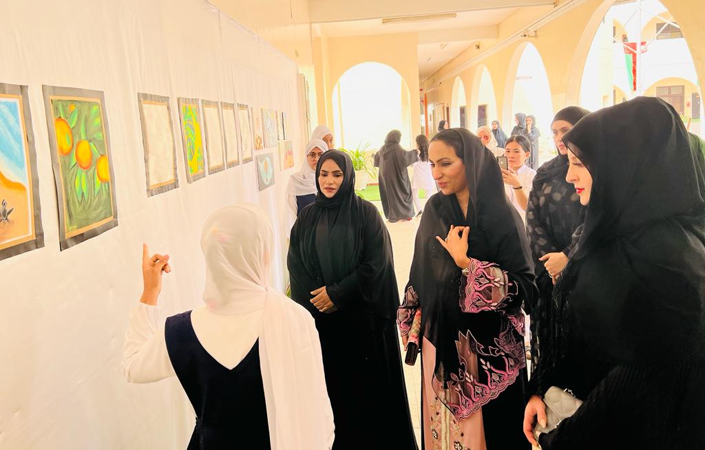 عائشة-5 تكريم المجيدات بمدرسة عائشة بنت ابي بكر للتعليم الأساسي