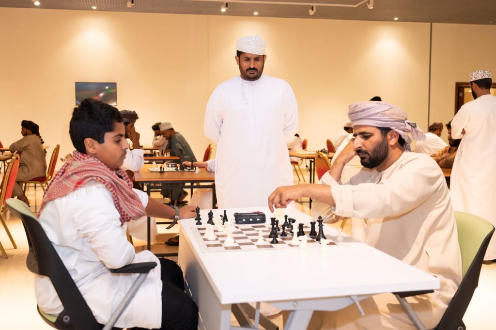 بطولة-الشطرنج-5-1024x681 بمشاركة كبيرة انطلاق بطولة ظفار الرمضانية للشطرنج بمحافظة ظفار