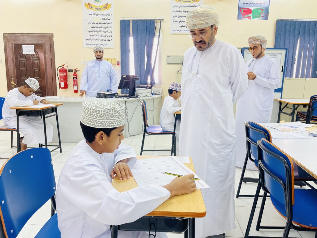 ثروة-8-1-1024x768 تطبيق برنامج  (ثروة2) للكشف عن الطلبة الموهوبين في عدد من مدارس محافظة ظفار