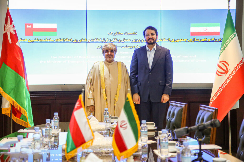 221556-2-1024x682 جلسة مباحثات رسمية بين سلطنة عمان والجمهورية الإسلامية الإيرانية في مجال النقل واللوجستيات