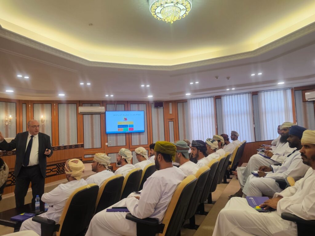الامتياز-التجاري-5-1024x768 برنامج تدريبي "الامتياز التجاري"  بفرع غرفة تجارة وصناعة عمان بمحافظة ظفار 