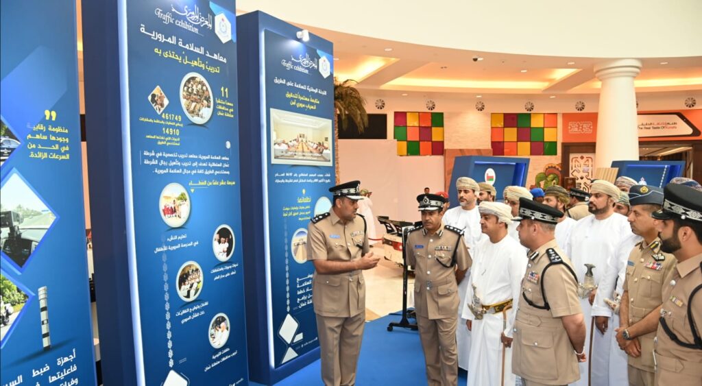 المرورية-2-1024x563 افتتاح (( تمهل )) معرض مروري لشرطة عمان السلطانية بصلالة