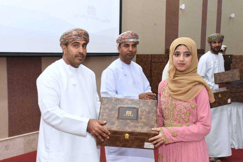 تكريم-الفائزين تكريم الفائزين في المسابقات الخليجية والدولية بشمال الباطنة