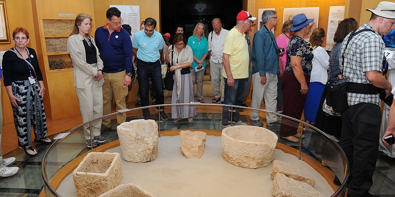 زوار-المواقع اكثر من 117 الف زائر للمواقع التراثية بمحافظة ظفار خلال عام 2023م