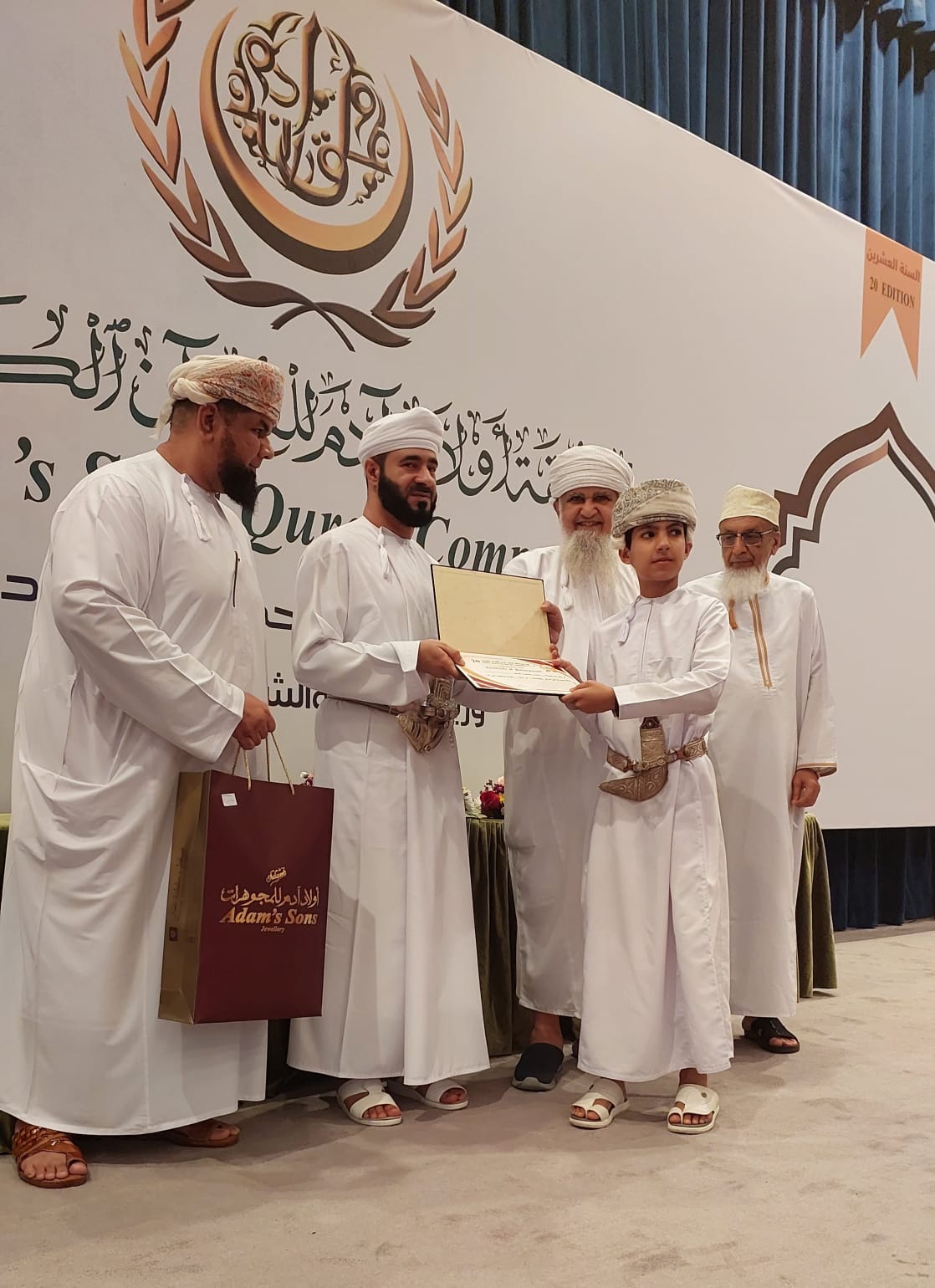 49f63066 bd16 4ea1 9179 00a5f082ae82