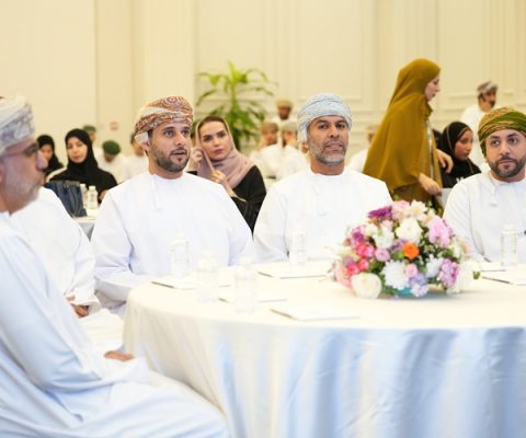 تسوق المخرجات  (8)