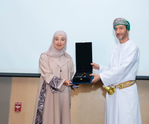 تتويج 6