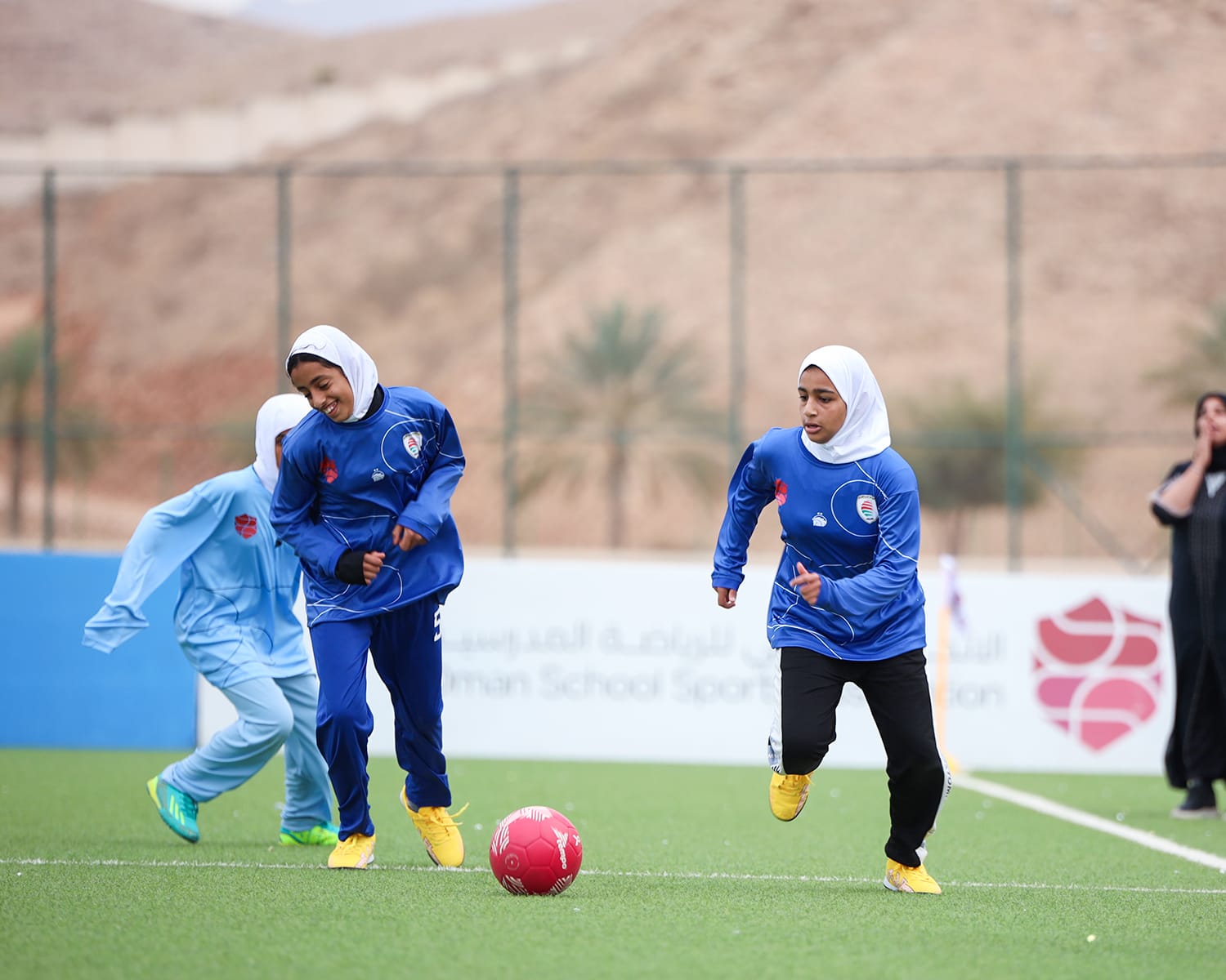 فتيات المدرسة 6