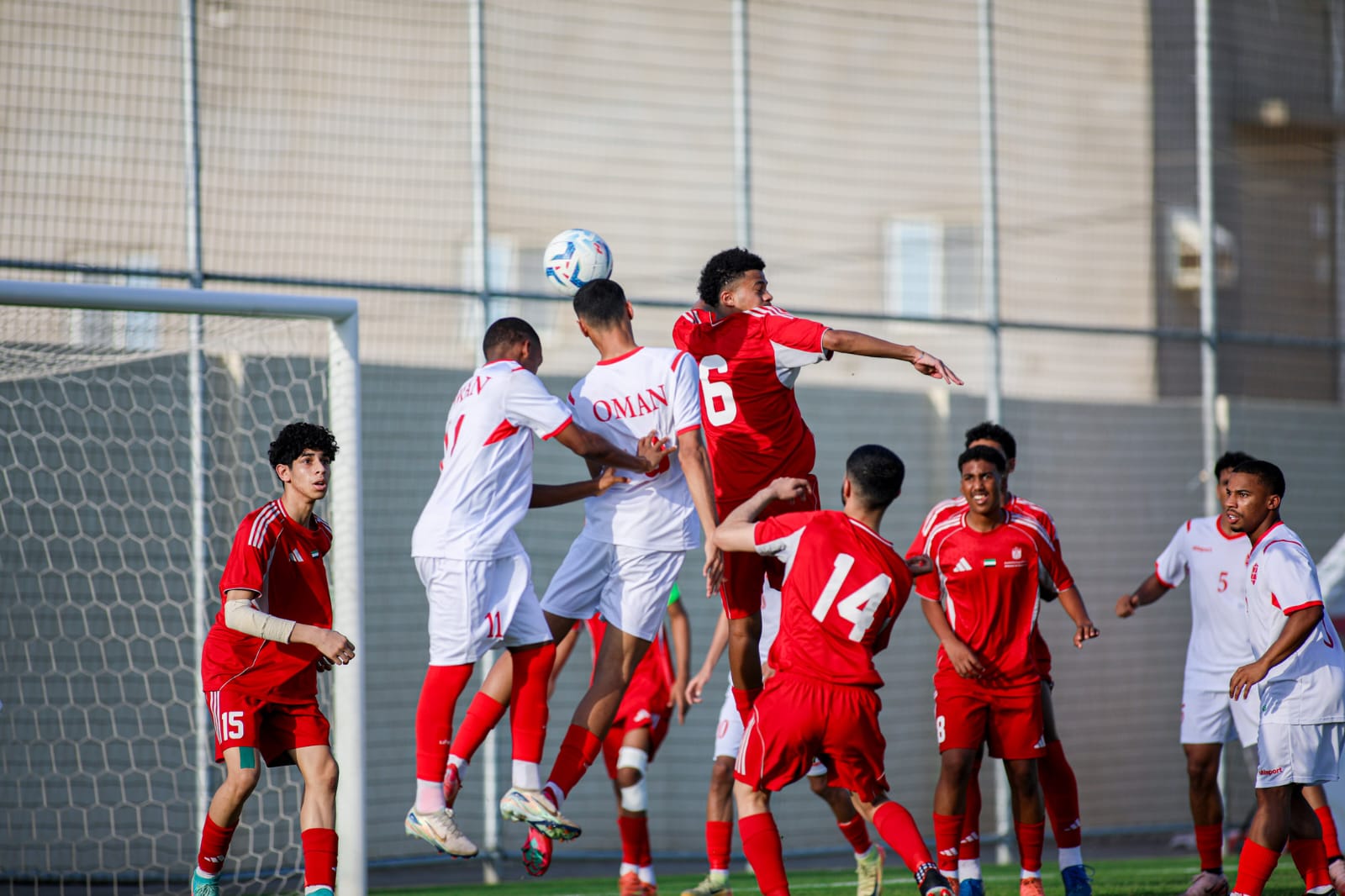 عمان والامارات