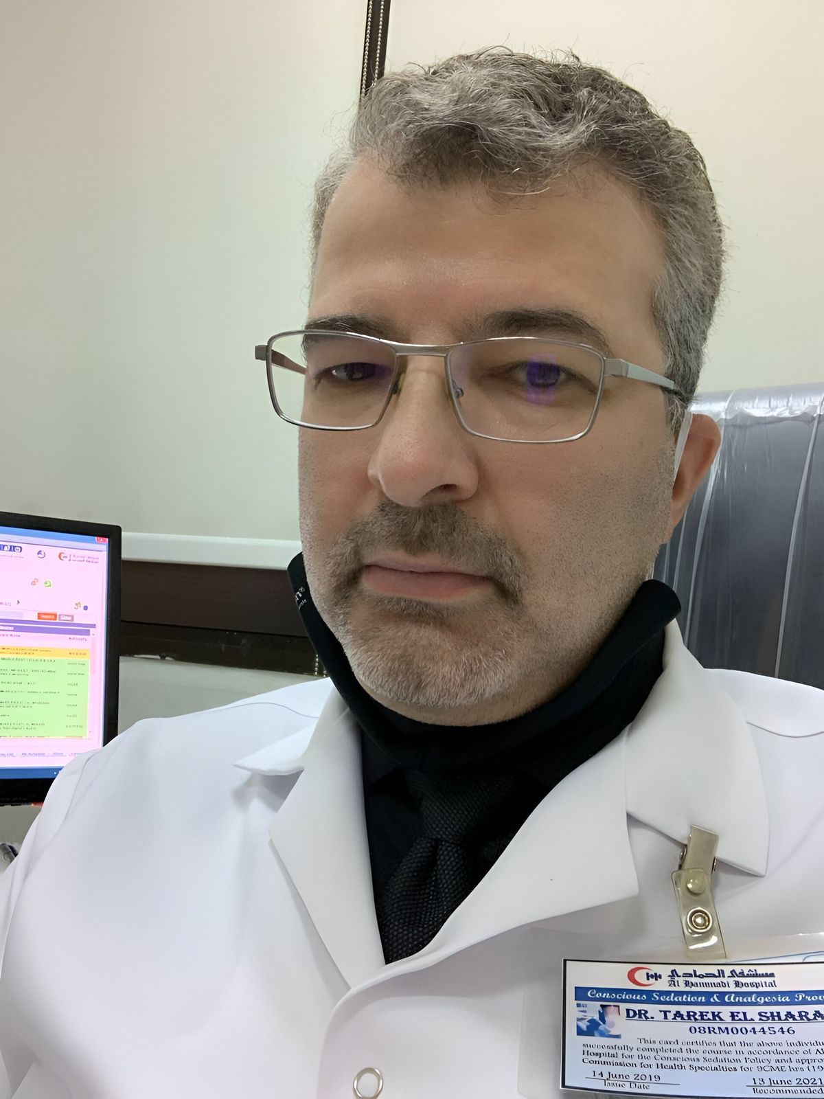 الدكتور طارق