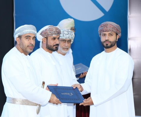 بتخريج  1