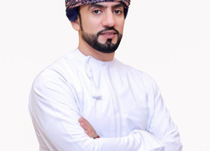 العمل 696x500