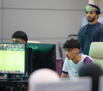 الإلكترونية 360x320