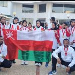 تعانق 150x150