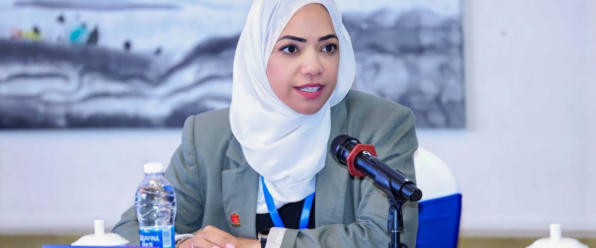 نضيرة الحارثي 2 1200x500