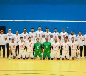 الطائرة 360x320