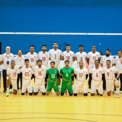 الطائرة