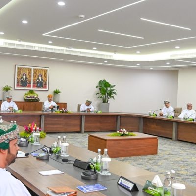 المحافظين