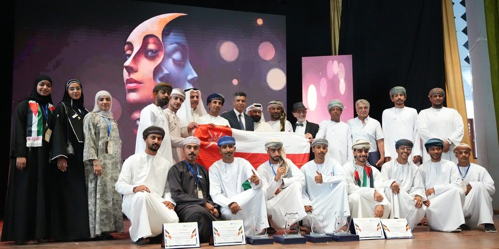 بعبري 1000x500