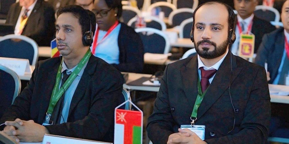 الإنتربول 1000x500