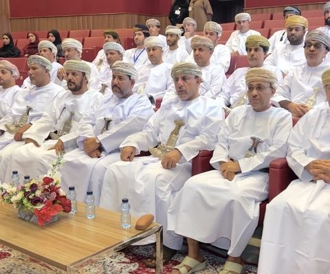 التشريعات