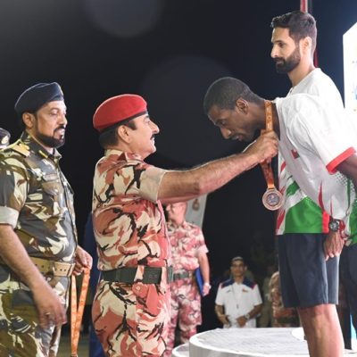 العالم 2