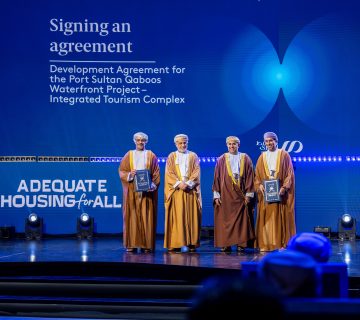 صورة من إعلان الاتفاقية بين وزارة التراث والسياحة ومجموعة عُمران A picture from announcing the ITC agreement 1 360x320